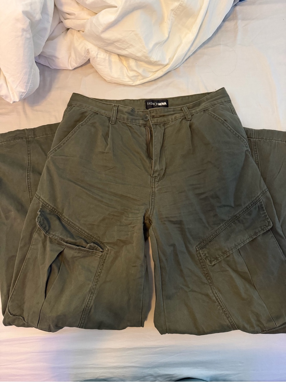 Women’s Olive Cargo Pants - Picture 3 of 3